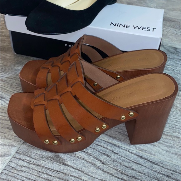 Women’s shoes size 5 1/2 - Picture 2 of 12